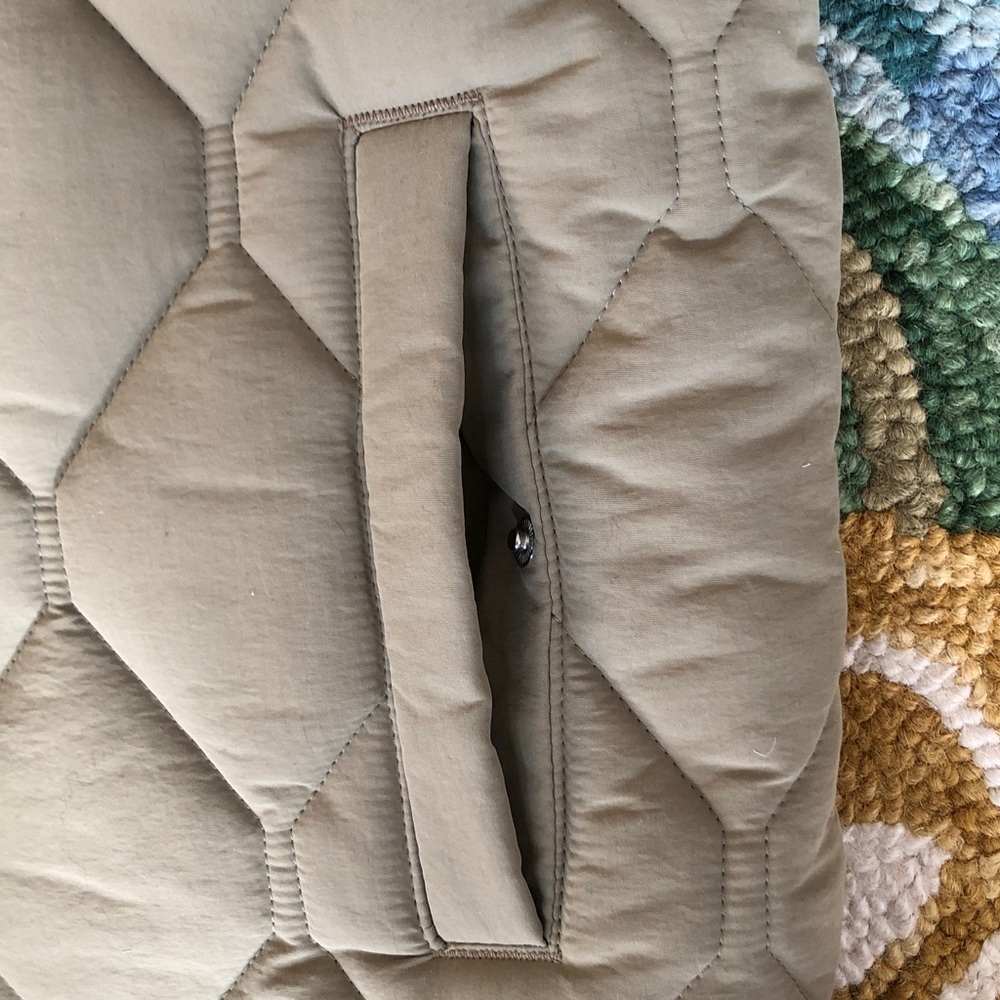 Good Threads Quilted Button Down Vest - image 3